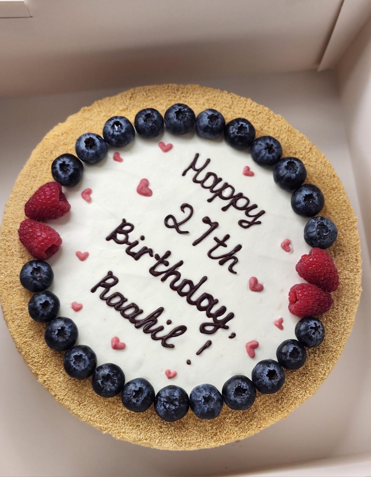 Personalized Honey Cake (Medovyk) with Hearts & Blueberries - Image 5